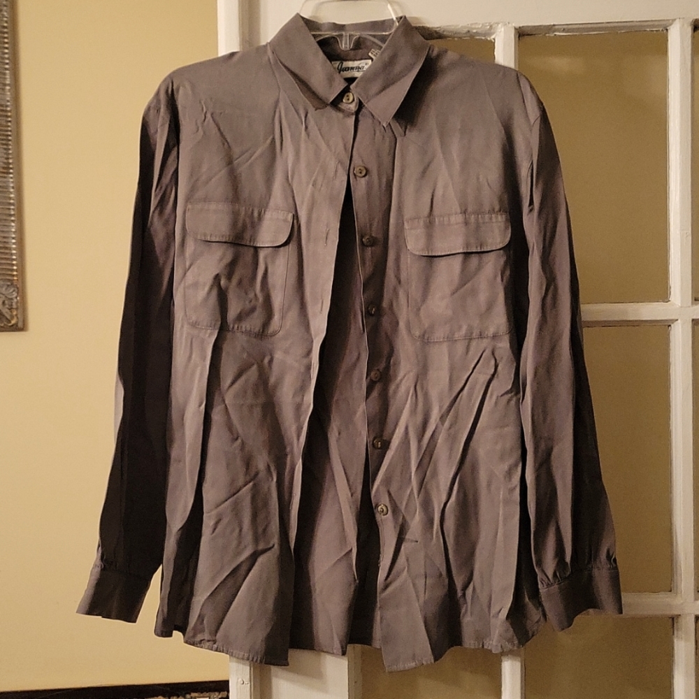 Joanna long sleeve button down blouse